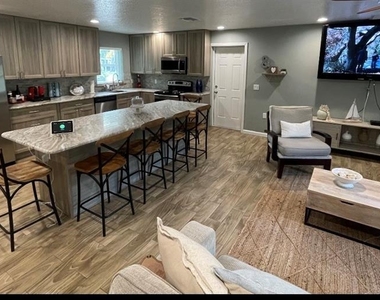 1616 24th Avenue - Photo Thumbnail 2