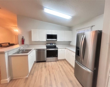 8825 Grand Palms Circle - Photo Thumbnail 1