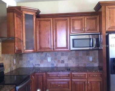1415 Harmon Avenue - Photo Thumbnail 2