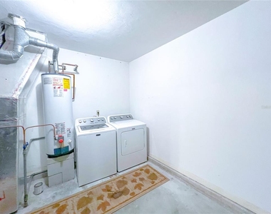 4112 Nw 16th Drive - Photo Thumbnail 13