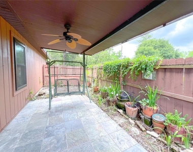 4112 Nw 16th Drive - Photo Thumbnail 14