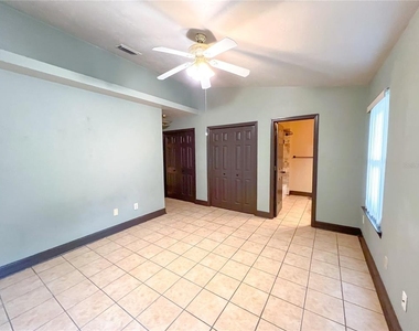 4112 Nw 16th Drive - Photo Thumbnail 12