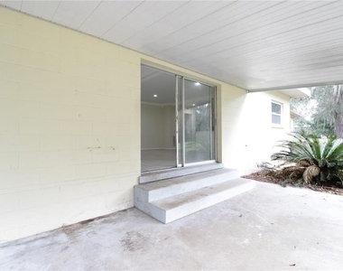 10907 Sw 24th Avenue - Photo Thumbnail 11