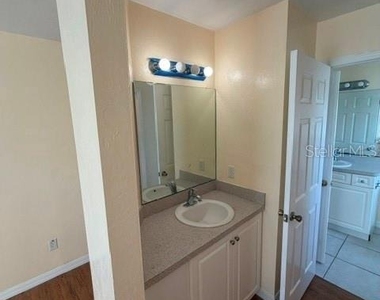 2144 Nw 85th Terrace - Photo Thumbnail 9