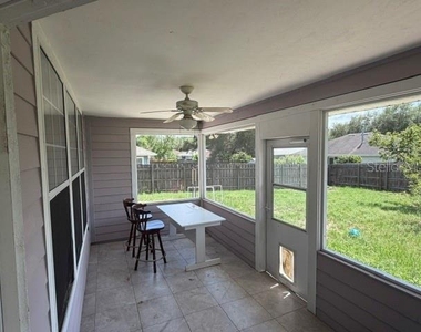 2144 Nw 85th Terrace - Photo Thumbnail 12