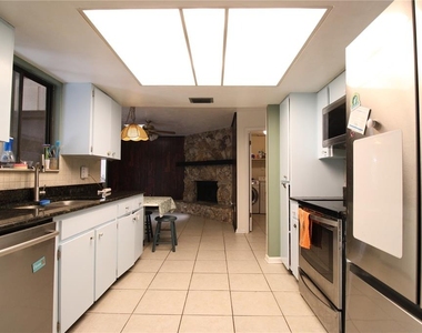 1624 Sw 77th Terrace - Photo Thumbnail 1