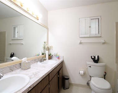 1624 Sw 77th Terrace - Photo Thumbnail 10