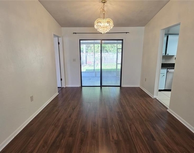 1624 Sw 77th Terrace - Photo Thumbnail 4