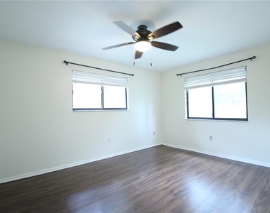 1624 Sw 77th Terrace - Photo Thumbnail 11