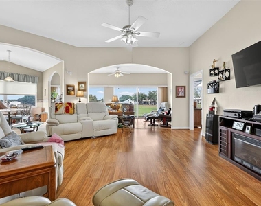 4528 Glen Coe Street - Photo Thumbnail 13