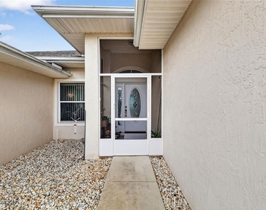 4528 Glen Coe Street - Photo Thumbnail 3