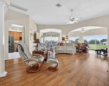 4528 Glen Coe Street - Photo Thumbnail 12