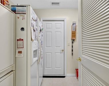 4528 Glen Coe Street - Photo Thumbnail 29