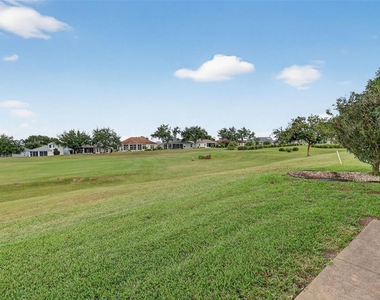 4528 Glen Coe Street - Photo Thumbnail 38