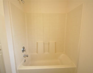 5 Wells Place - Photo Thumbnail 25