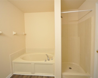 5 Wells Place - Photo Thumbnail 23