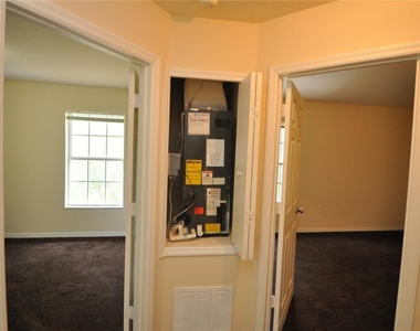 5 Wells Place - Photo Thumbnail 17