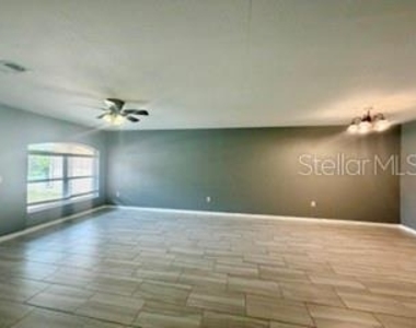 22 Plateau Lane - Photo Thumbnail 3