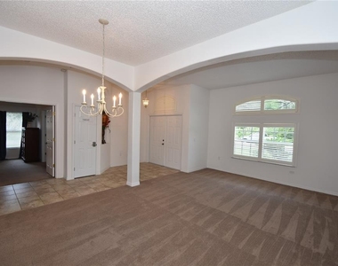 192 Pine Grove Drive - Photo Thumbnail 3