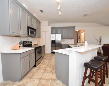 192 Pine Grove Drive - Photo Thumbnail 14