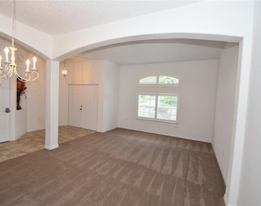 192 Pine Grove Drive - Photo Thumbnail 6