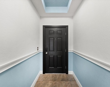 115 Riverview Bend S - Photo Thumbnail 6
