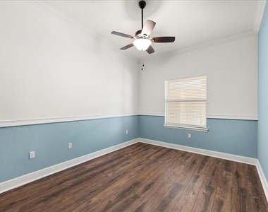 115 Riverview Bend S - Photo Thumbnail 25