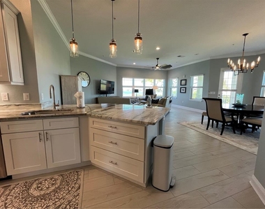 7930 34th Avenue W - Photo Thumbnail 15