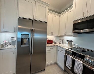 7930 34th Avenue W - Photo Thumbnail 14