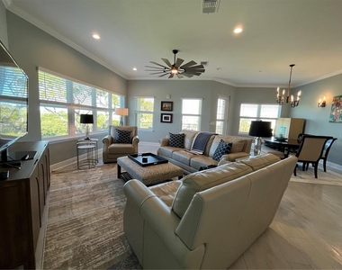 7930 34th Avenue W - Photo Thumbnail 6
