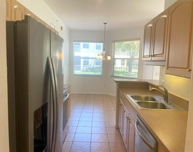 4270 Vicenza Drive - Photo Thumbnail 8