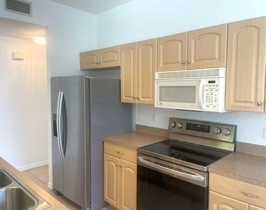 4270 Vicenza Drive - Photo Thumbnail 7