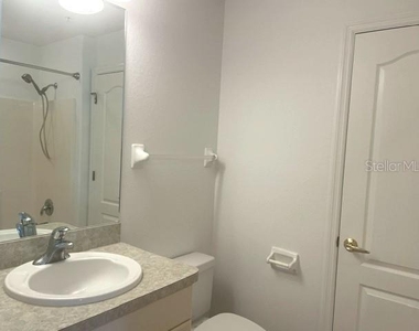 4270 Vicenza Drive - Photo Thumbnail 22