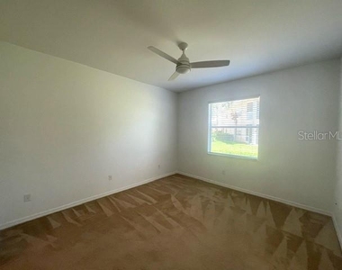 4270 Vicenza Drive - Photo Thumbnail 13