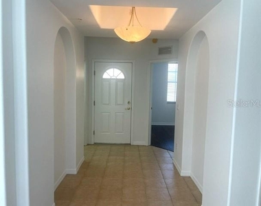 4270 Vicenza Drive - Photo Thumbnail 4