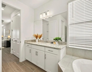15300 River Birch Court - Photo Thumbnail 17