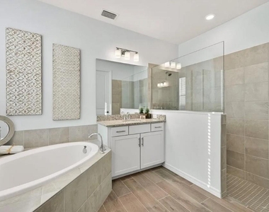 15300 River Birch Court - Photo Thumbnail 16