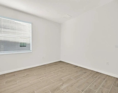 15300 River Birch Court - Photo Thumbnail 18