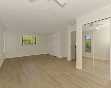 2340 Palmetto Street - Photo Thumbnail 26