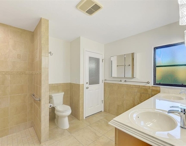 2340 Palmetto Street - Photo Thumbnail 29