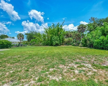 2340 Palmetto Street - Photo Thumbnail 38