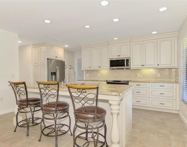 2340 Palmetto Street - Photo Thumbnail 18