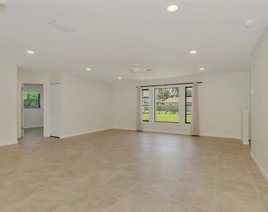 2340 Palmetto Street - Photo Thumbnail 11