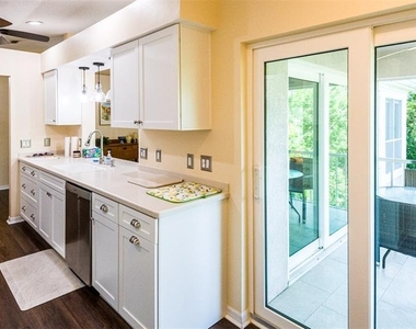 5658 Sheffield Greene Circle - Photo Thumbnail 7