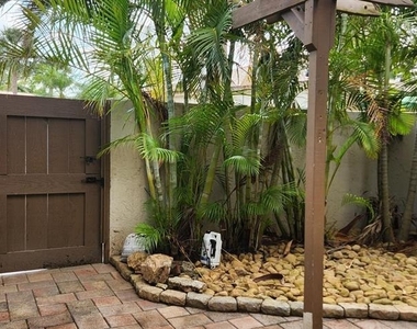 3466 Beekman Place - Photo Thumbnail 17