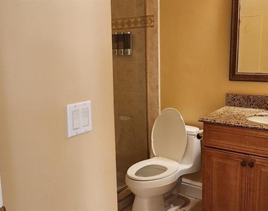 3466 Beekman Place - Photo Thumbnail 12
