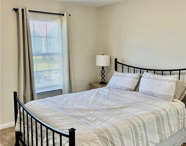 5380 Jutland Road - Photo Thumbnail 8