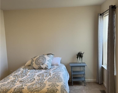 5380 Jutland Road - Photo Thumbnail 12