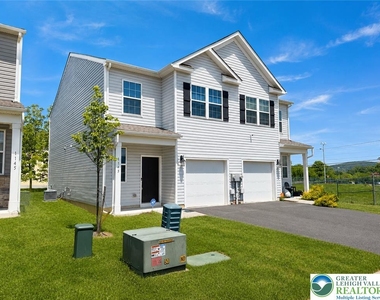 1143 Lova Lane - Photo Thumbnail 23