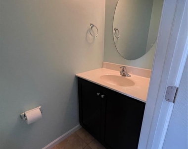 304 Central Park Avenue - Photo Thumbnail 12